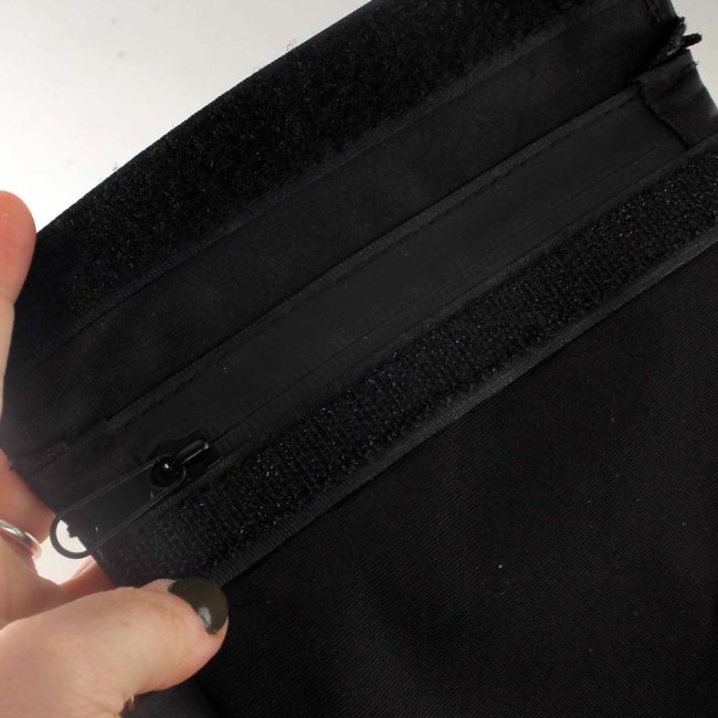 Black Leaf® Geruchsdichte Tasche Reisverschluss geschlossen